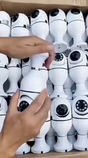 Câmera Wifi IP Sem Fio Giratória 360 Com Encaixe Lampada Bocal Rosca Yoosee Ptz Full HD Visão Noturna Segurança E27