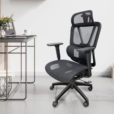 Cadeira de Escritório Ergonômica Python Fly em Malha - Testada conforme NR-17, Lombar Integrada Fixa, Assento Arejado, Braços 3D, Suporta até 150kg(preto)