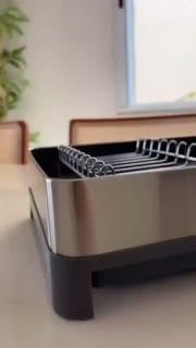 Escorredor Louças Extensível Metalla Aço Escovado Inox Preto Inclinação facilita drenagem da água