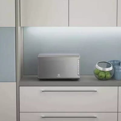 Micro-ondas Electrolux 31L Inox Espelhado MI41S