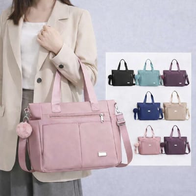 Bolsa Feminina Nylon Grande com Chaveiro Pompom