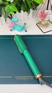 Escova Alisadora Bivolt 5 em 1 - Alisa, Hidrata, Modela, Alinha e Anti-Frizz