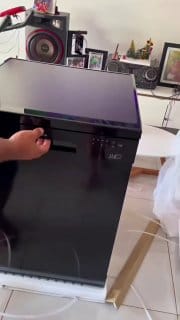 Lava-Louças Midea 14 Serviços Preta DWA14P1