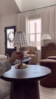 Luminária Abajur de Mesa Saia Seda Com Barra Led Sensor Toque De Luz Quarto Sem Fio 3 Cores 110/220v