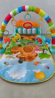 Tapete de Atividades Infantil Multifuncional nas cores Verde, Rosa ou Azul com Piano Musical – Color Baby