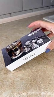 Kit 8 Cubos de Gelo em Aço Inox com Pegador Para Whisky