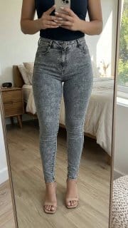 Calça Jeans Feminina Cintura Alta Skinny Justa Lycra Preta Clara Escura Empina Bumbum